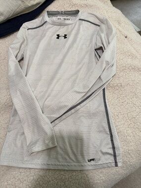 Under Armour UPF White Long-Sleeve Performance Shirt with Black Logo and UPF